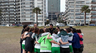 Equipo femenino de fútbol de la Facultad de Psicología