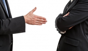 Desde el saludo es posible "leer" las actitudes del interlocutor.