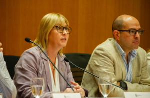 La ministra de Salud, Cristina Lustemberg, y el presidente de ASSE, Álvaro Danza. Foto: Presidencia.