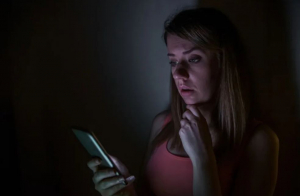 "La imperiosa necesidad de cambios normativos y culturales para combatir la violencia digital"