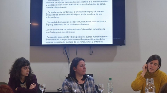 Docentes del “Grupo movilidad humana, trabajo, salud y derechos humanos” dictaron taller en el Municipio B