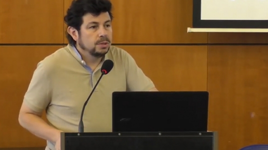 Dr. Roberto Aguirre