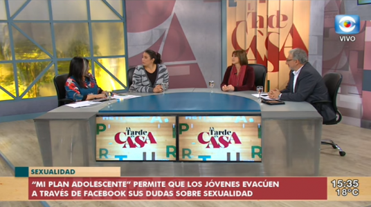 a Psicóloga Sabrina Rossi y a Silvia Graña en el programa "La tarde en casa"
