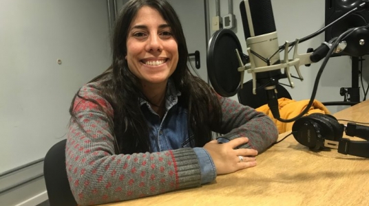 Fotografía tomada durante la entrevista en el estudio de UniRadio