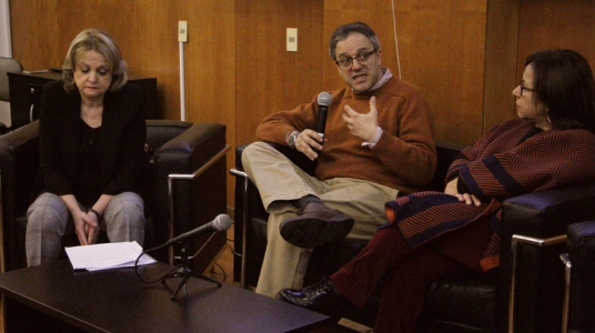 Rodrigo Arim, María José Bagnto y Cristina Mangarelli en la Presentación del Observatorio de violencia, acoso y comportamientos negativos en el trabajo. Foto: Portal de la Universidad de la República - UCUR.