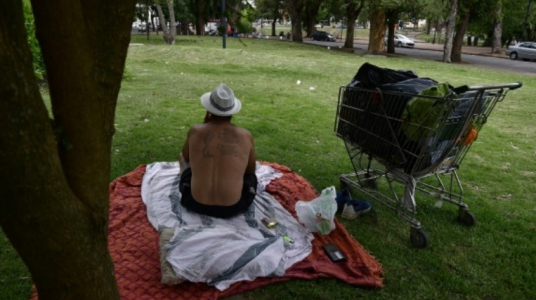 El último relevamiento del Mides contabilizó 3.907 personas en situación de calle. 2.987 de ellas son usuarias de los diferentes dispositivos ministerio. Foto: Archivo