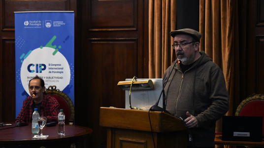 Conferencia: “las pantallas de la subjetividad. Capitalismo mediático y giro emocional”