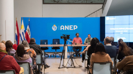 Ciclo de charlas sobre inteligencia artificial focaliza en incidencia en la educación