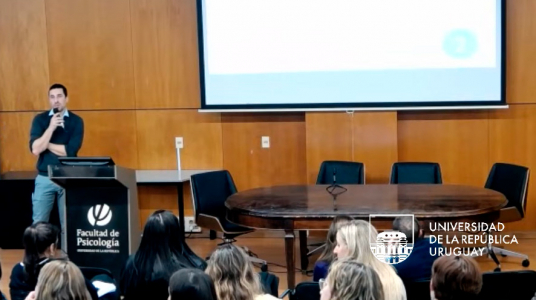 Seminario “Estados mentales de alto riesgo y psicosis”