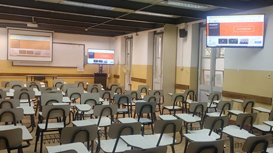 Nuevas pantallas en salones y mantenimiento del equipamiento audiovisual