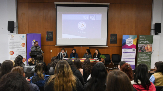 Presentación “A diez años del CRAm: relato de experiencias. Circulación de saberes”