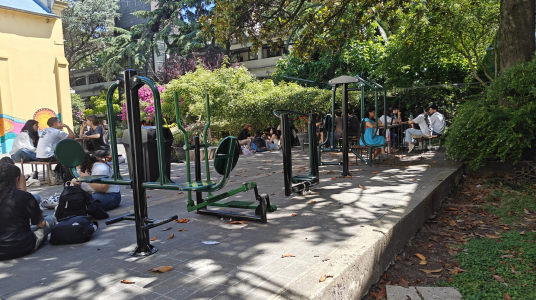 Inauguración de estación de gimnasia al aire libre