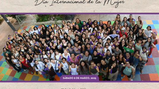 Día Internacional de la Mujer. Fotografía colectiva