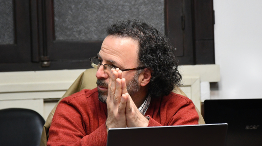 El rector Héctor Cancela visitó Psicología y compartió los desafíos de su gestión