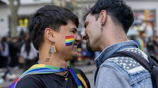 “Puto de mierda”: del insulto cotidiano al homoodio y la violencia estructural contra varones gays