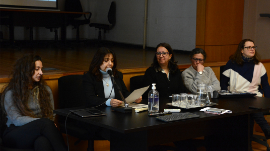 La medicalización bajo la lupa: mujeres, juventudes y mercados en debate