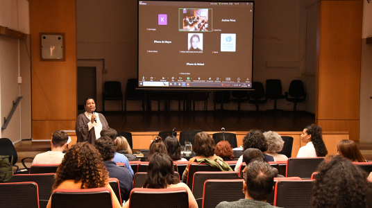 Reflexión y compromiso antirracista en primera persona: la Facultad de Psicología celebró los 100 años de Frantz Fanon