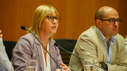 La ministra de Salud, Cristina Lustemberg, y el presidente de ASSE, Álvaro Danza. Foto: Presidencia.