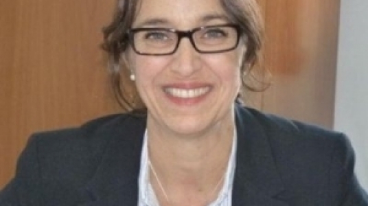 Fotografía de la Prof. Adj. Dra. Silvia Franco