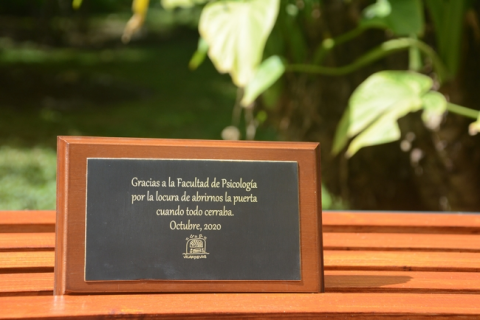 Reconocimiento de la Radio Vilardevoz a la Facultad de Psicología