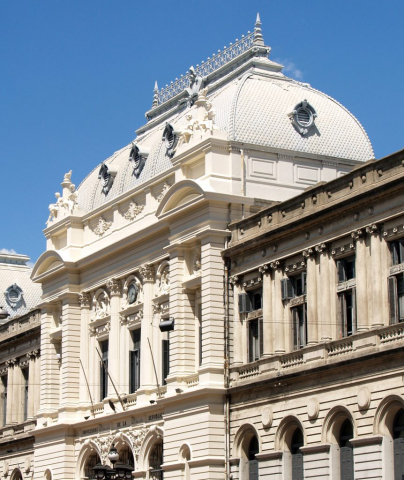 fachada de la Universidad de la República