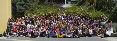 Día Internacional de la Mujer: Fotografía colectiva