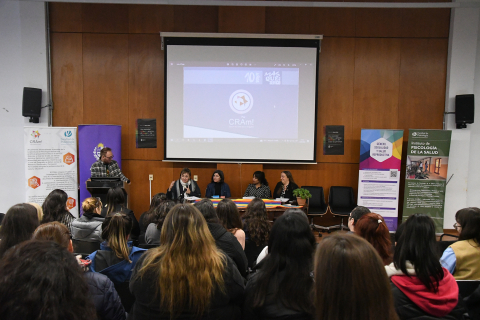 Presentación “A diez años del CRAm: relato de experiencias. Circulación de saberes”