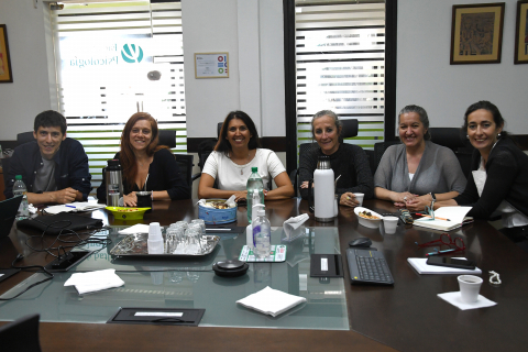 Facultad de Psicología recibió la visita de la docente argentina Bárbara Briscioli en el marco del Programa 720
