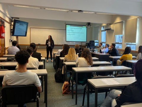 Defensa de tesis de Doctorado de la Dra. Lucía Álvarez