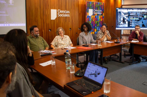 "Expulsiones, racialización y clases populares. Disputas por habitar el área central"
