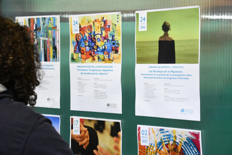 Exposición de afiches por el 17º aniversario del CIC-P