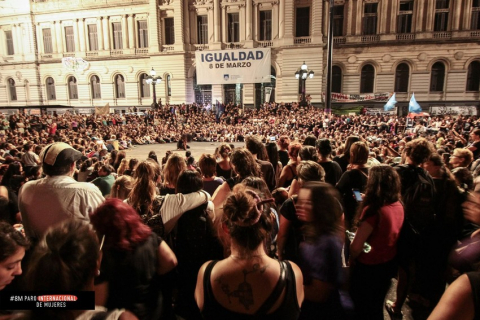 Marcha 8 de marzo 2017. Foto: Facebook Paro Internacional de Mujeres - Uruguay / International Women's Strike